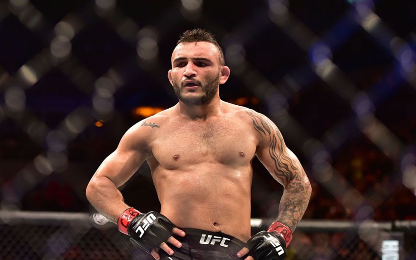 Два поединка турнира UFC в Бруклине отменены из-за травм