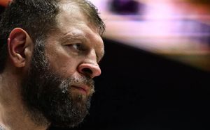 Алексей Олейник - о бое Емельяненко с Ершовым: "Ему сейчас нужно победить себя"