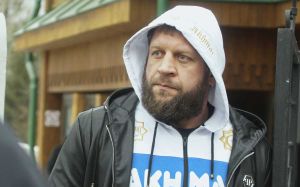 Главный тренер "Ахмата": "Не думаю, что у Емельяненко настолько сильное пристрастие к алкоголю, как все считают"