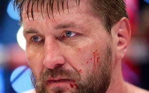 Виталий Минаков досрочно уступил Саиду Соуме на Bellator 269
