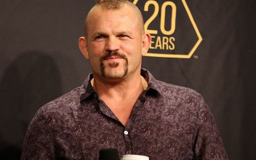 Руководство Bellator намерено обсудить с Чаком Лидделом и Мэттом Хьюзом вопрос возвращения к боям