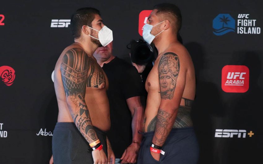 Видео боя Карлос Фелипе - Джастин Тафа UFC on ABC 1