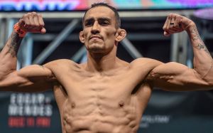 Российский боец UFC: "Лига из уважения дает Фергюсону зарабатывать деньги"