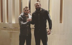 Александр Емельяненко о победе Хабиба и его вероятном поединке с Мейвезером