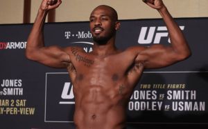 Результаты взвешивания турнира UFC 239: Джон Джонс - Тиаго Сантос, Аманда Нуньес - Холли Холм