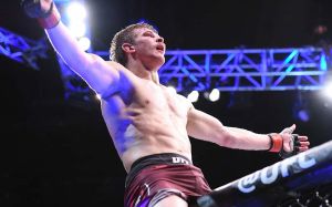 Арнольд Аллен одержал доминирующую победу над Гилбертом Мелендесом на UFC 239