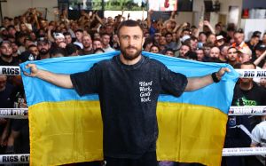 Сергей Богачук - о победе Ломаченко над Камбососом: "Почему Василий снова молчит об Украине?"
