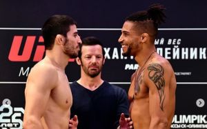 Видео боя Рустам Хабилов - Каян Джонсон UFC Fight Night 136 Moscow