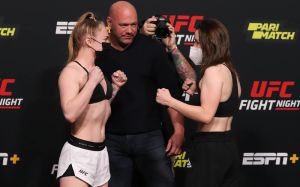 Видео боя Кей Хансен - Кори МакКенна UFC Fight Night 182