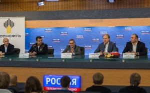 Хрюнов назвал возможные дату и место боя Ортис–Устинов 