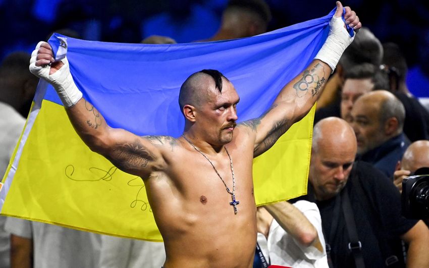 Александр Усик поздравил украинцев с Днем Независимости