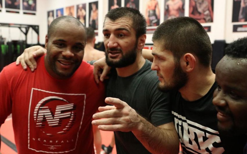 Абубакар Нурмагомедов не выступит на турнире UFC 242 в Абу-Даби