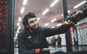 Забит Магомедшарипов: "Хочу забрать чемпионский пояс UFC"