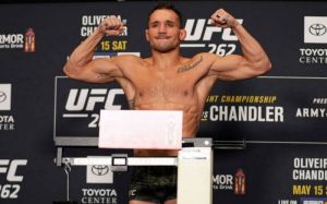 Результаты взвешивания турнира UFC 262