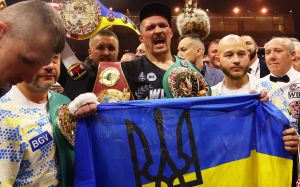 Александр Усик стал самым высокооплачиваемым спортсменом года в Украине по версии Forbes