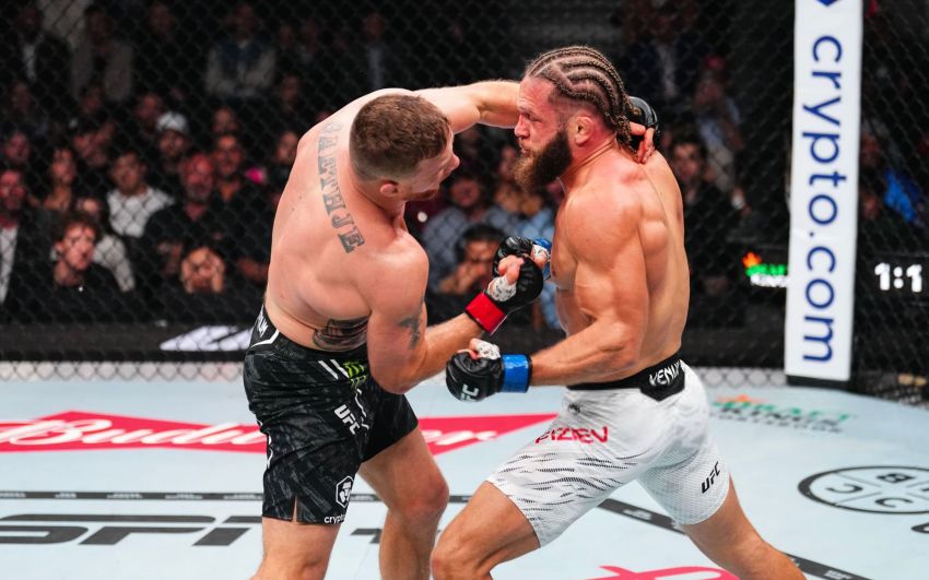 Видео боя Джастин Гэтжи – Рафаэль Физиев 2 UFC 313