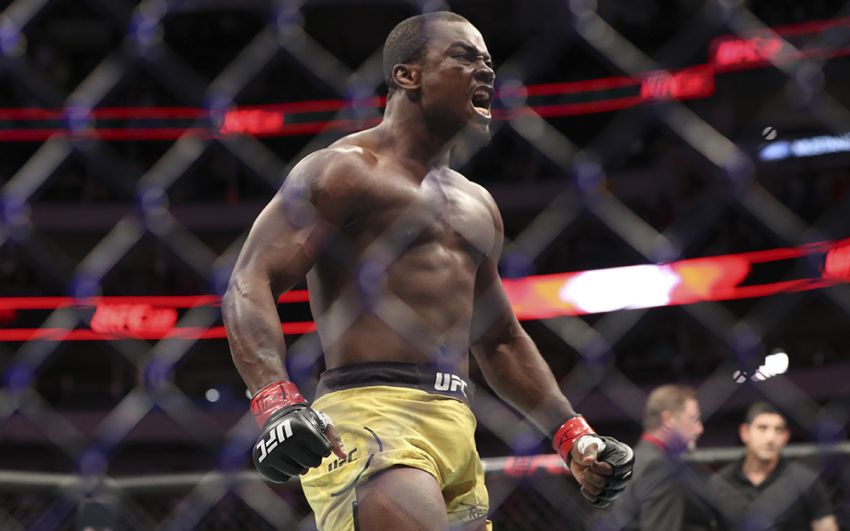 Боец UFC обвиняется в изнасиловании двух девушек