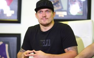 Александр Красюк отреагировал на задержание Усика в Польше