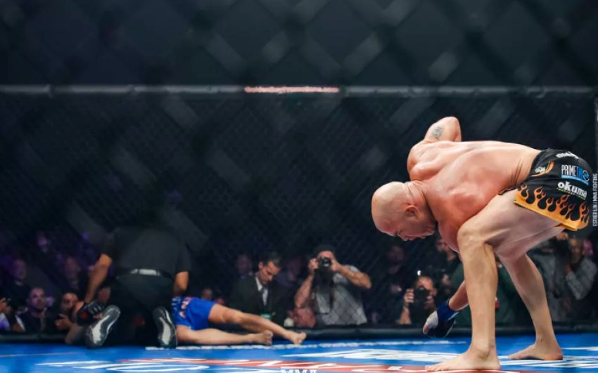 Тито Ортис брутально нокаутировал Чака Лидделла на турнире Golden Boy MMA
