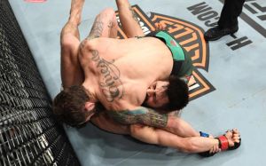 Видео боя Майкл Кьеза - Карлос Кондит UFC 232