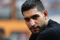 Амир Хан объяснил, почему Келл Брук завидует ему