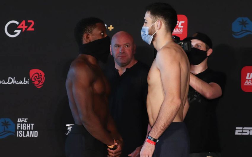 Видео боя Фил Хоус - Нассурдин Имавов UFC on ABC 1