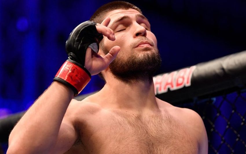 Александр Емельяненко прокомментировал решение Хабиба завершить карьеру: "Его нельзя назвать величайшим бойцом UFC"
