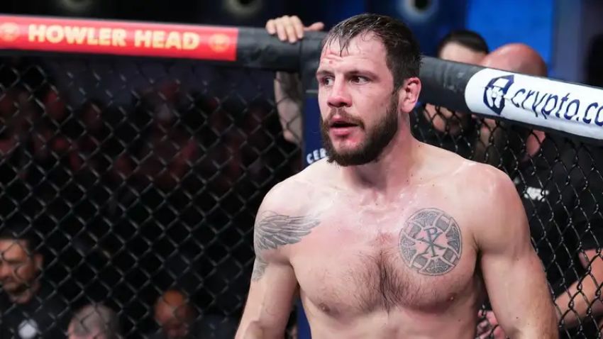 Менеджер Крылова прояснил ситуацию вокруг отмены боя с Мурзакановым на UFC 309