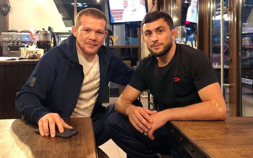 Петр Ян проиграл спор чемпиону Европы по вольной борьбе