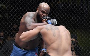 Видео боя Кертис Блэйдс – Деррик Льюис UFC Fight Night 185