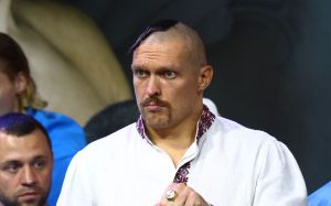 Иван Редкач опять наехал на Усика: "Ты же и так черт"