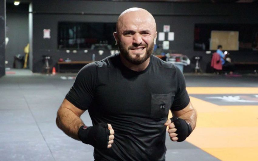 Рагозин предлагает Исмаилову драться с ним, а не с Тиллом