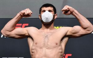 Результаты взвешивания турнира UFC on ESPN+ 33: Энтони Смит - Александр Ракич