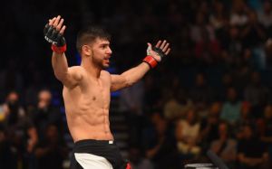 Кенни Флориан считает поведение Яира Родригеса на UFC в Мехико "неподобающим"