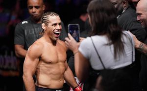 Бонусы турнира UFC on ESPN+ 13: Жермейн Де Рандами - Аспен Лэдд, Юрайа Фэйбер - Рики Симон