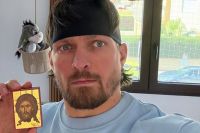 Александр Усик о бое Фьюри-Махмудов: "Я посмотрел половину боя и ушел молиться"