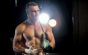 Виталий Кличко: "На свой день рождения я подтянулся 50 раз, залез на 5-тысячник на Кавказе и проехал 50 километров на велосипеде"