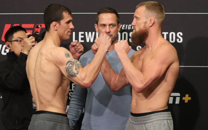 Видео боя Алекс Уайт - Дэн Морет UFC Fight Night 146