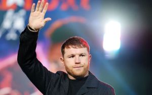 Сауль Альварес оценил возможность реванша с Дмитрием Биволом: "Мне нравятся вызовы"