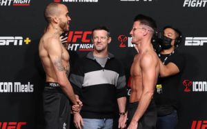 Видео боя Коллин Энглин - Шон Вудсон UFC Fight Night 197