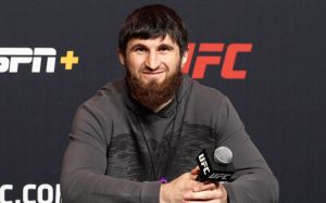 Анкалаев: "Не имеет значения, первый ты или последний чемпион UFC"