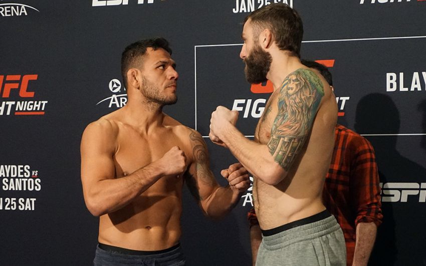 Видео боя Майкл Кьеса - Рафаэль Дос Аньос UFC Fight Night 166