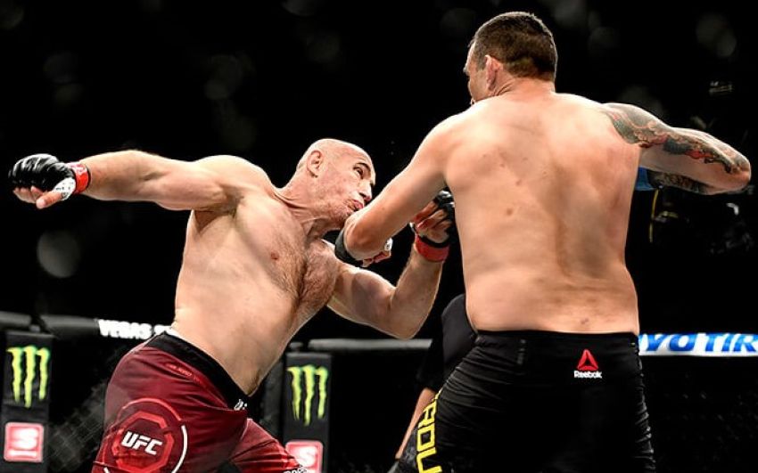 Александр Шлеменко остался в восторге от выступления Олейника на UFC 249