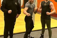 Спарринг-партнёр Макгрегора: Конор оторвал меня от земли правым апперкотом