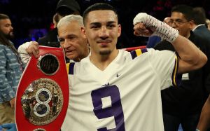 Теофимо Лопес может отказаться от чемпионского титула по версии IBF