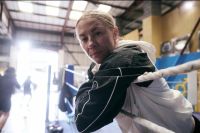 Женщина-боец из UFC подробно рассказала о том, ждет ли Дану Уайта успех в боксе