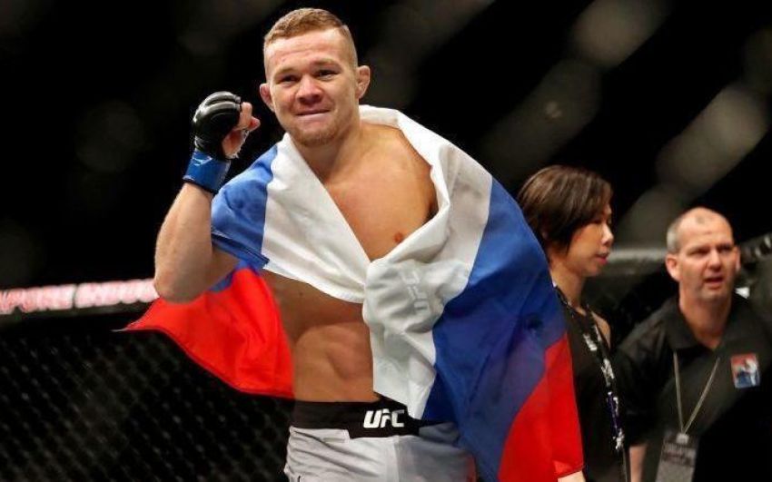 Петр Ян победил Джимми Риверу на UFC 238
