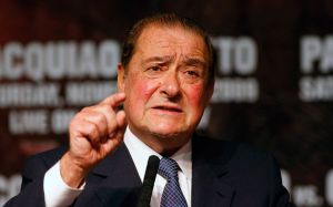 Боб Арум назвал причину, почему Сауль Альварес плохо выступил в последних боях