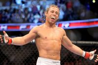 Юрайа Фэйбер меньше чем за минуту нокаутировал Рики Симона на UFC on ESPN+ 13